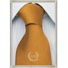 Cravatta Seta Giallo Senape con stemma alloro e iniziali personalizzate