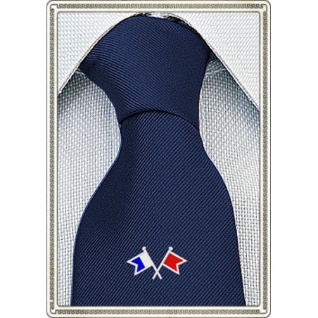 Cravatta con bandiere nautiche in pura seta colore blu